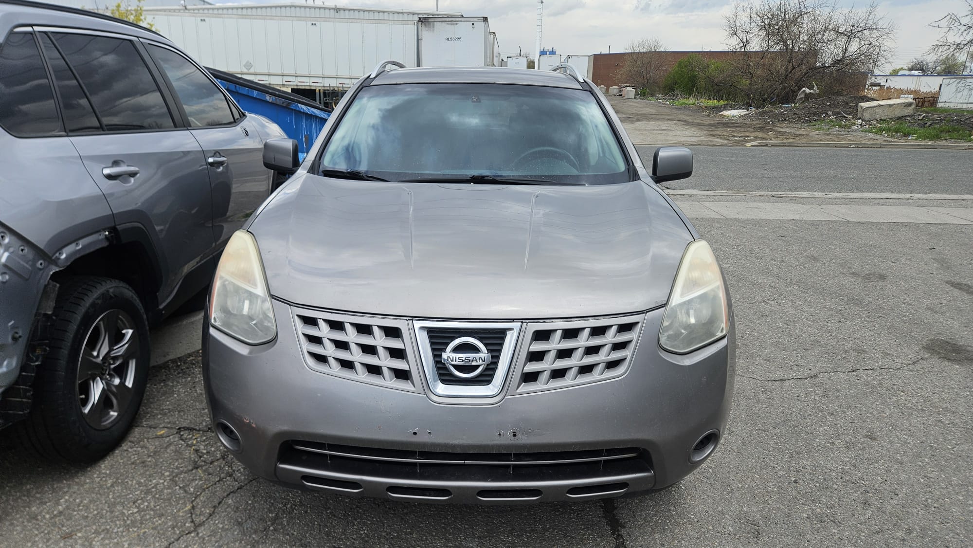 2010 Nissan Rogue photo 3
