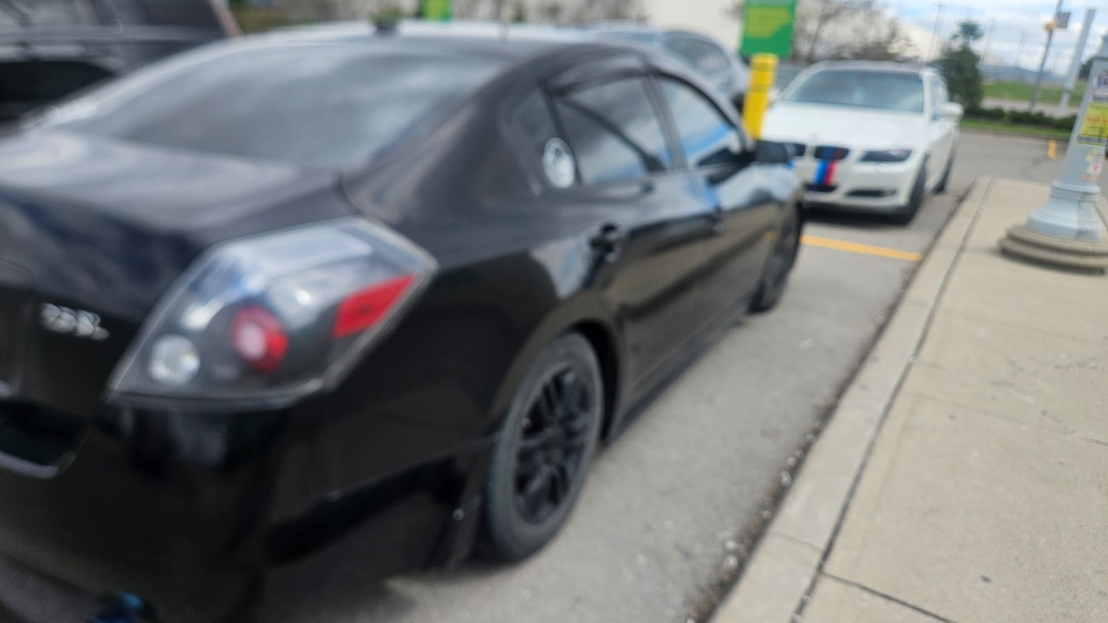 2011 Nissan Altima SL photo 6