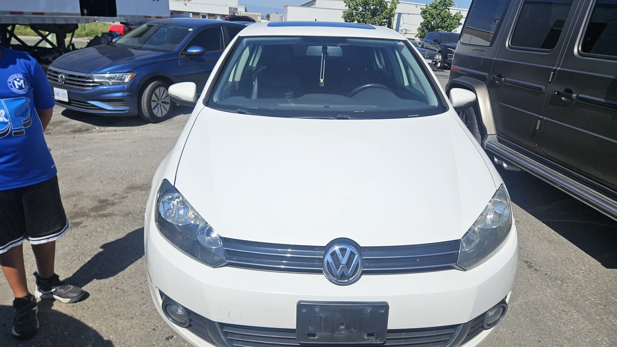 2012 Volkswagen Golf photo 1