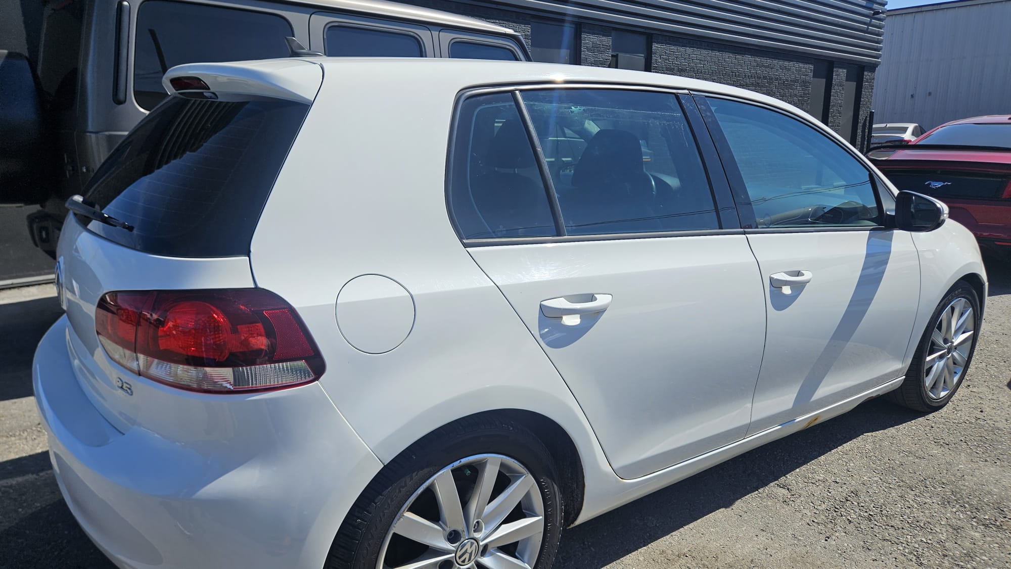 2012 Volkswagen Golf photo 3