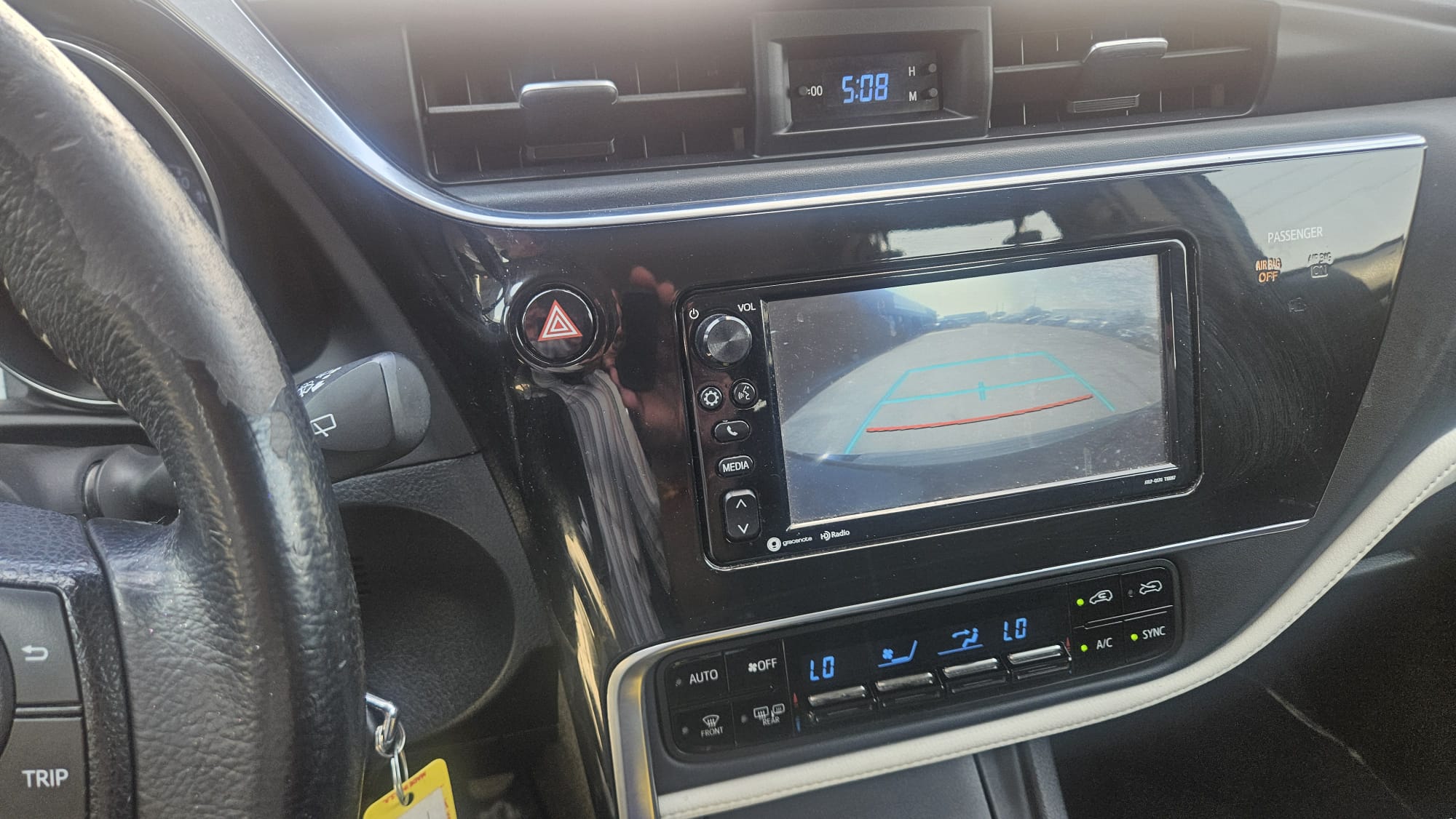 2017 Toyota Corolla iM photo 3