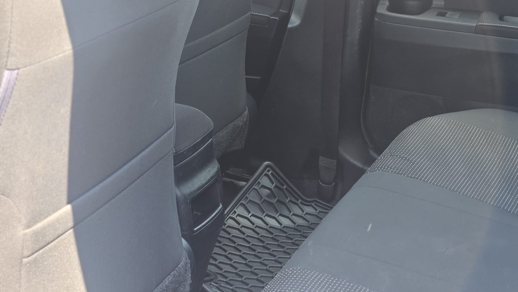 2017 Toyota Corolla iM photo 4