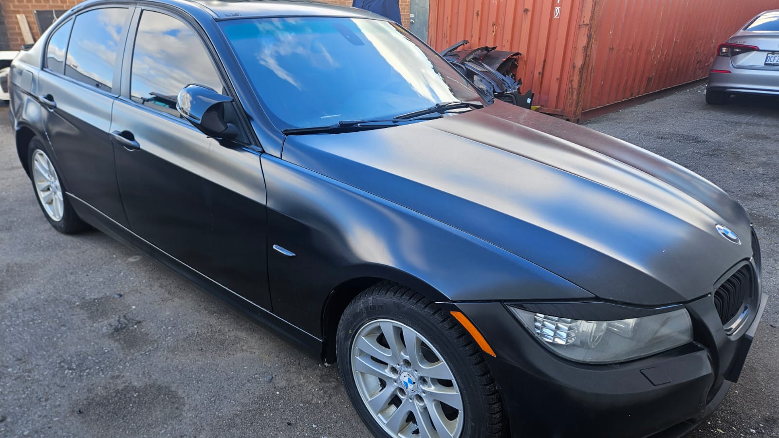2011 BMW 3 Series photo 4