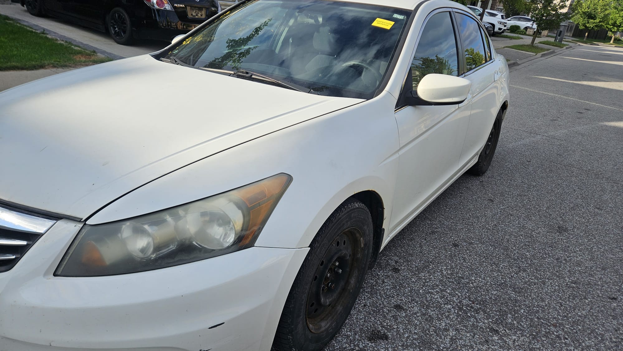 2011 Honda Accord photo 3